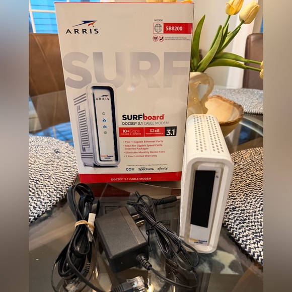 ARRIS SURFboard SB8200 Cable Modem - White 10+Gbps
